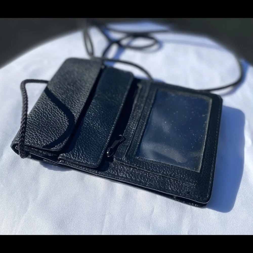 VTG Wilsons Leather Travel Neck Wallet, Sz 6”x 4”